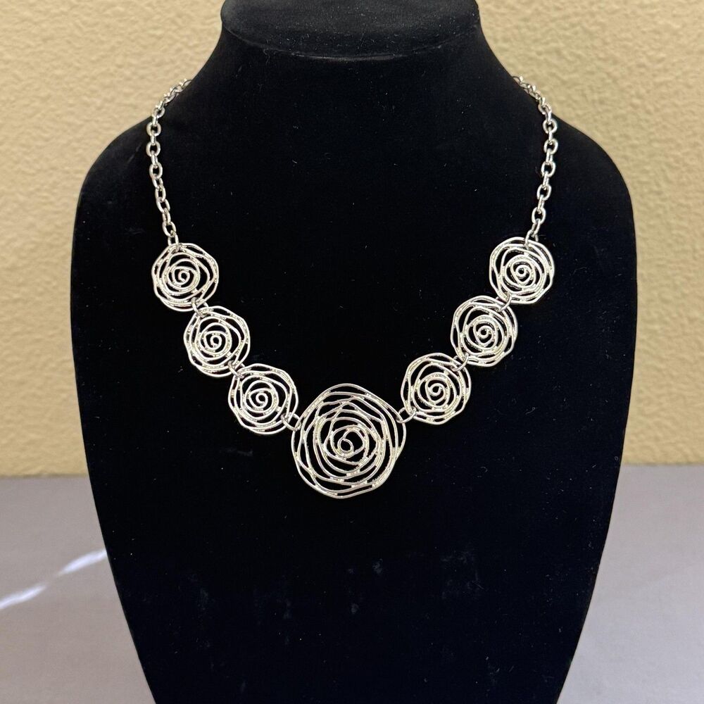 NY Necklace Silver Tone Spiral Rose Bib Statement 24 In Womens Fashion Jewelry